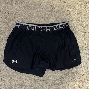 women’s black under armour athletic shorts